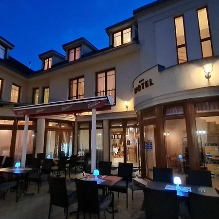 Fertőd Hotel Patonai מראה חיצוני תמונה