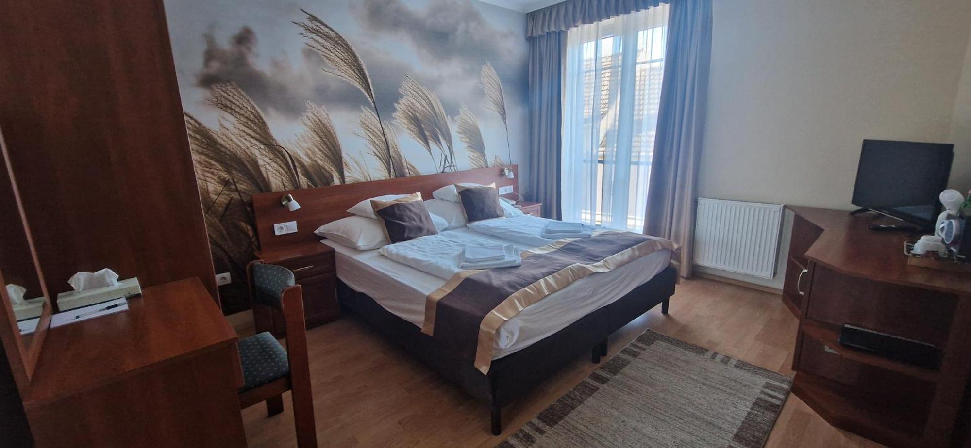 Fertőd Hotel Patonai מראה חיצוני תמונה