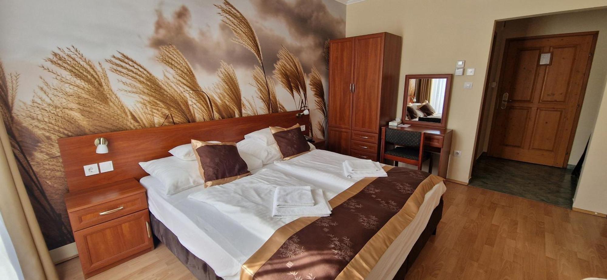 Fertőd Hotel Patonai מראה חיצוני תמונה